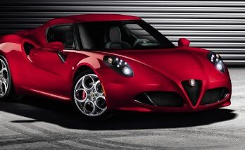 Alfa Romeo 4C Serie Genf 2013