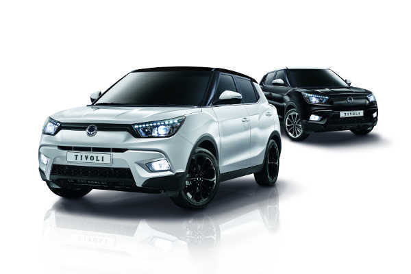 SsangYong Tivoli Black + White