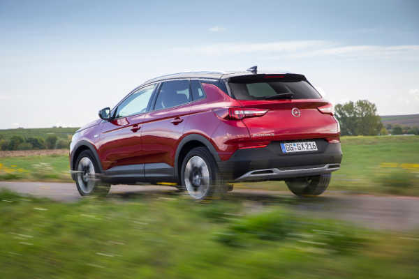 Opel Grand X Color Line