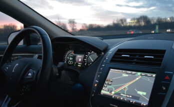 Immer auf Kurs: Die Revolution der Auto-Navigation durch GPS-Tracker