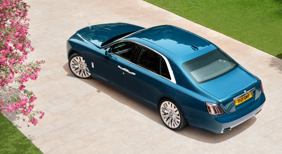 Rolls-Royce Ghost 2025